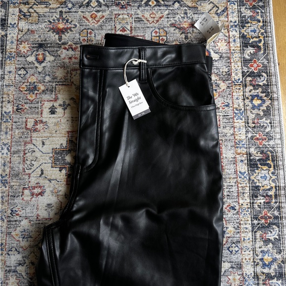 New Abercrombie & Fitch Vegan Leather 90’s Straight Ultra High Rise pant 16 long - Picture 7 of 16